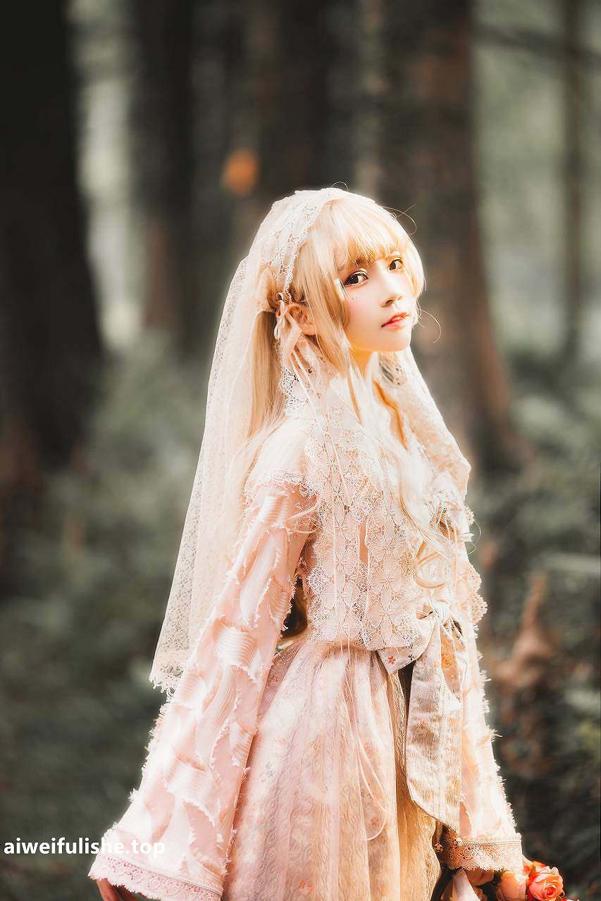 桜桃喵-天照LOLITA [21P-484MB] cosplay美女-第2张