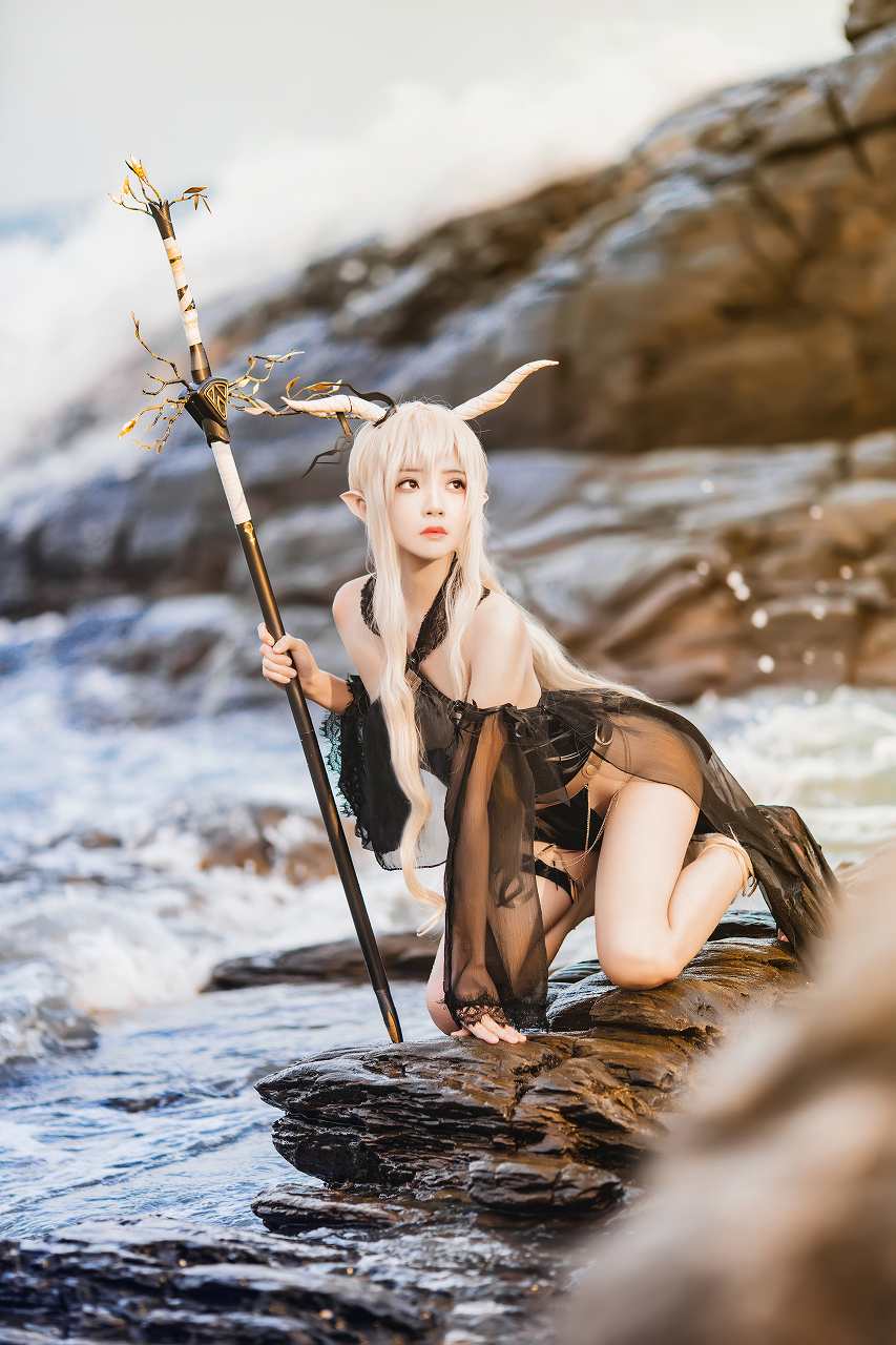 桜桃喵-闪灵泳装 [46P-453M] cosplay美女-第5张