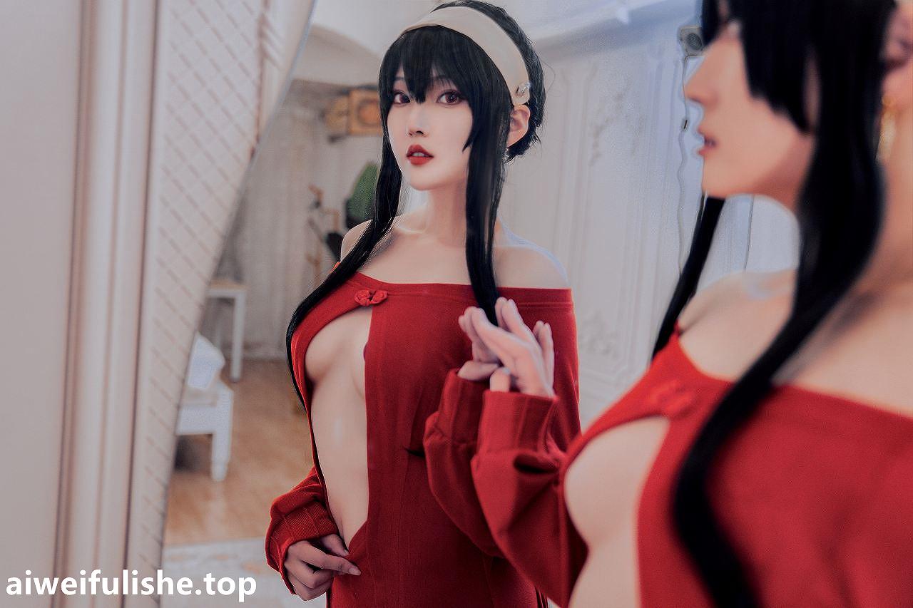 Natsuko夏夏子-约尔毛衣 [36P1V-483MB] cosplay美女-第5张