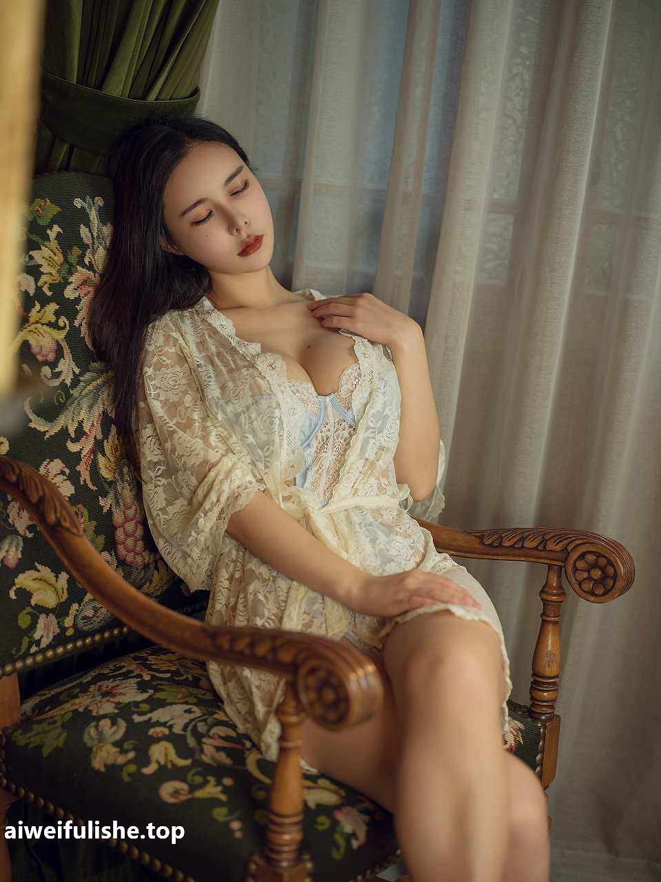 亚马逊鲶鱼-独居太太 [95P1V-1.56GB] 内衣-第3张