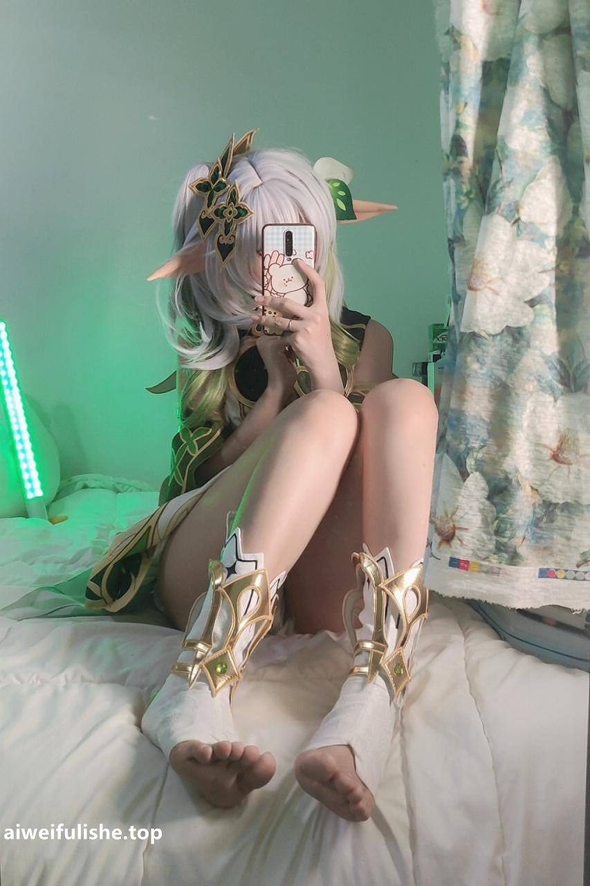 洛桑w伊梓-小草神 [29P3V-111MB] cosplay美女-第4张