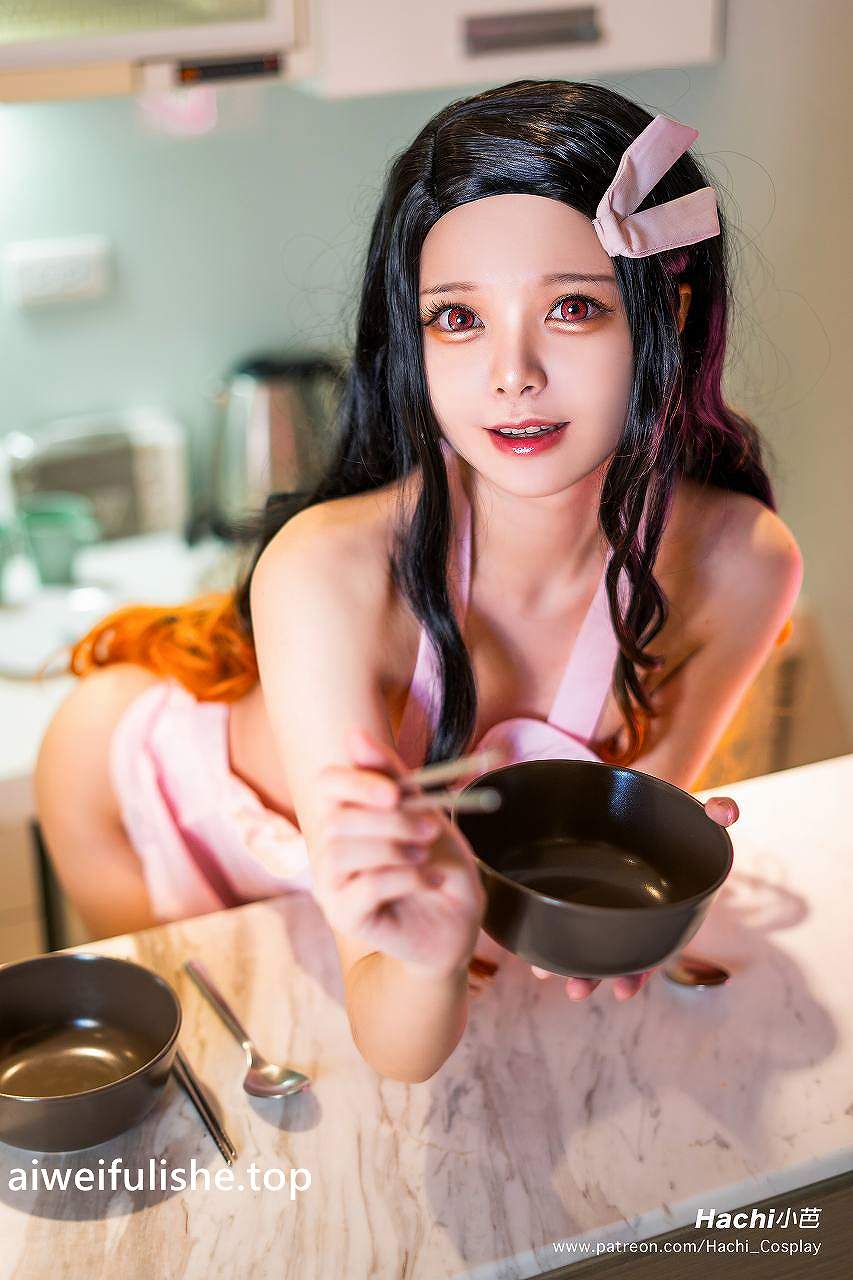 Hachi小芭-Nezuko Apron [22P-87.1M] cosplay美女-第5张