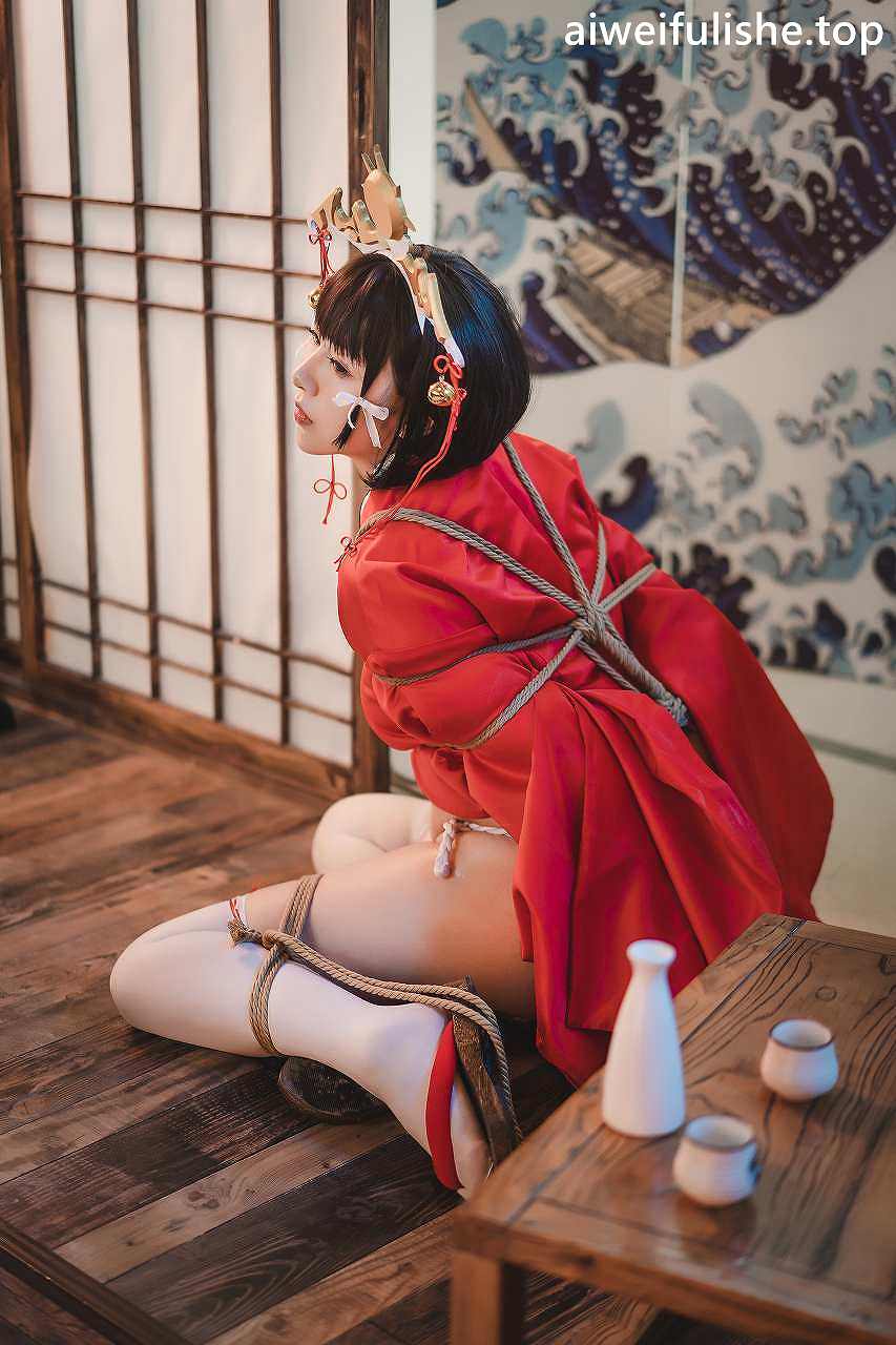 小容仔咕咕咕w-黑兽巫女辉夜 [31P-461MB] cosplay美女-第6张