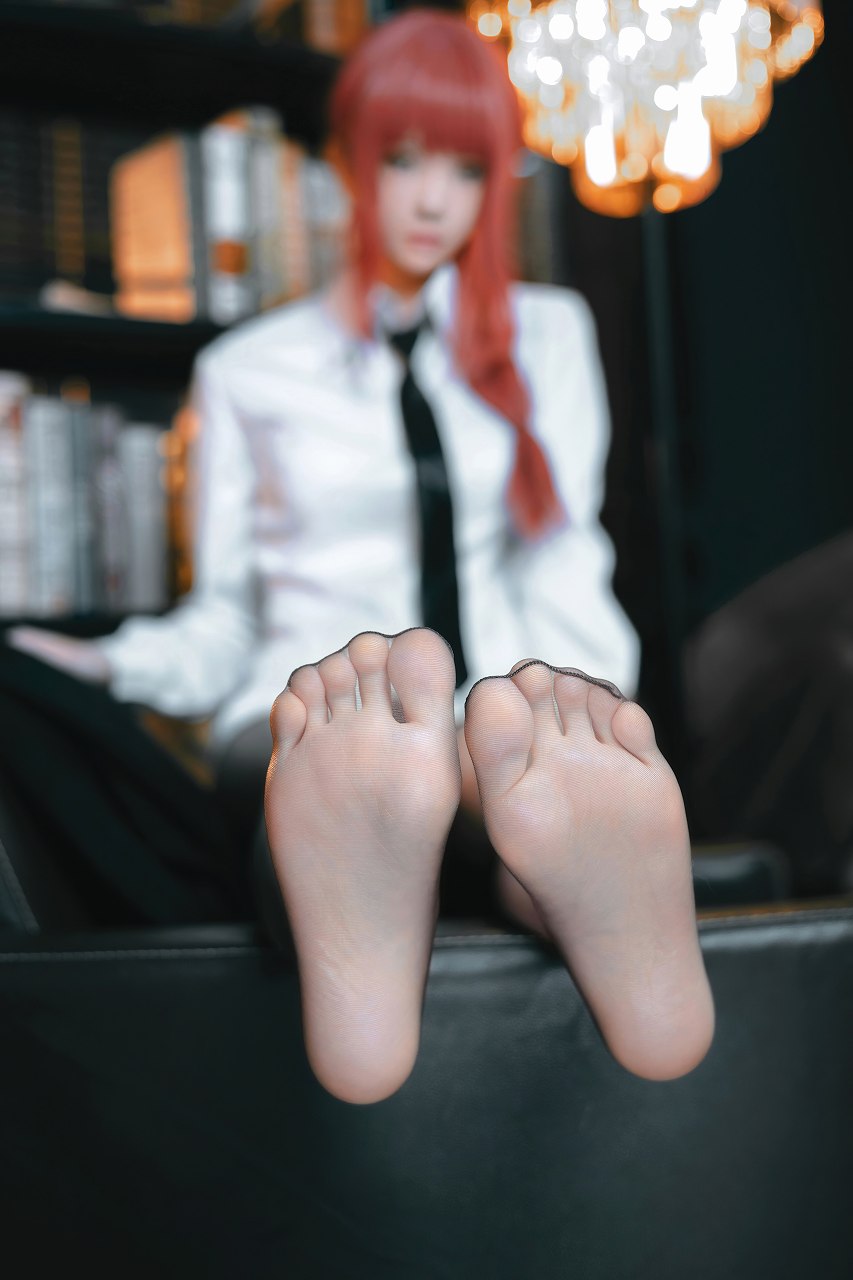桜桃喵-玛奇玛 [38P-370MB] cosplay美女-第2张