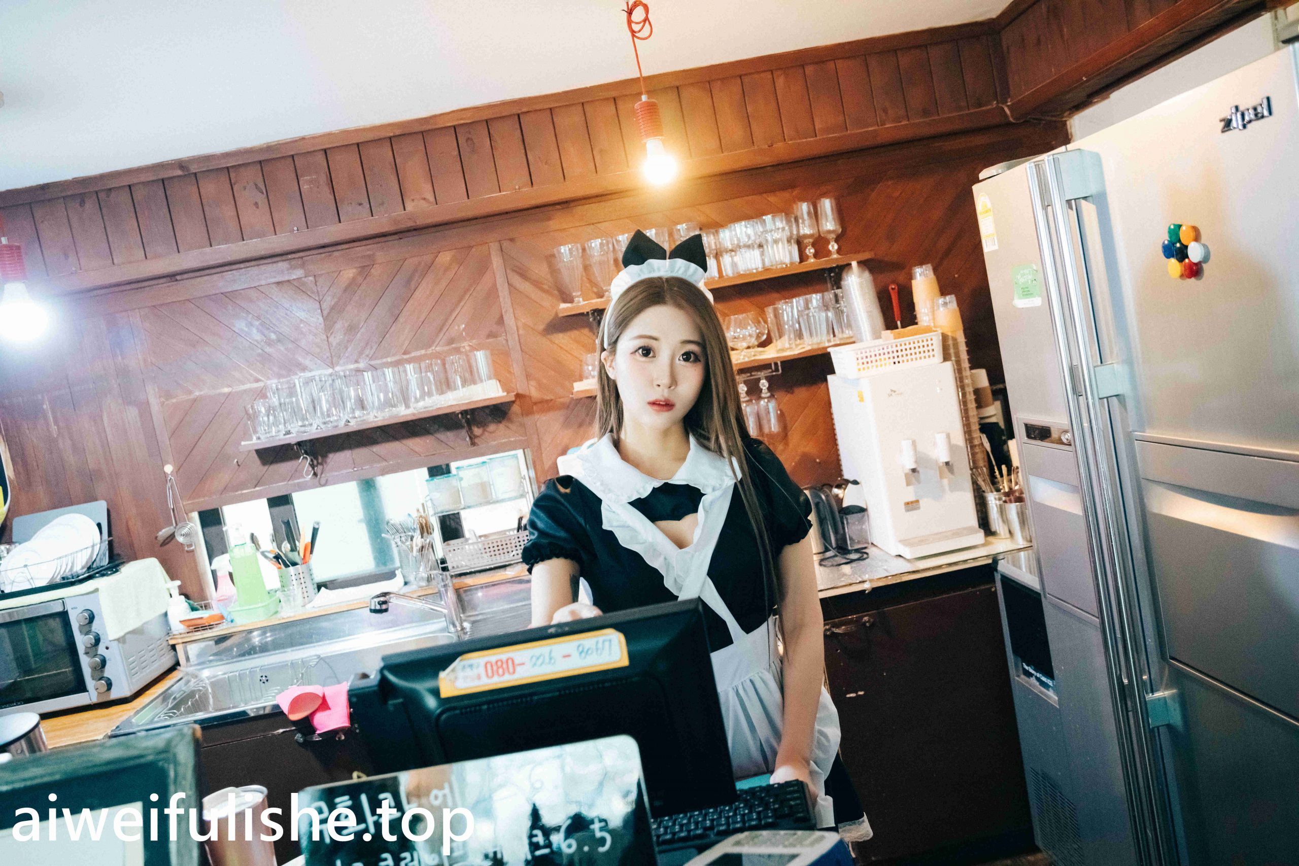韩国美女Bomi (보미)-[Loozy] Maid Cafe (+S.Ver) [83P-1.61GB] 女仆-第2张