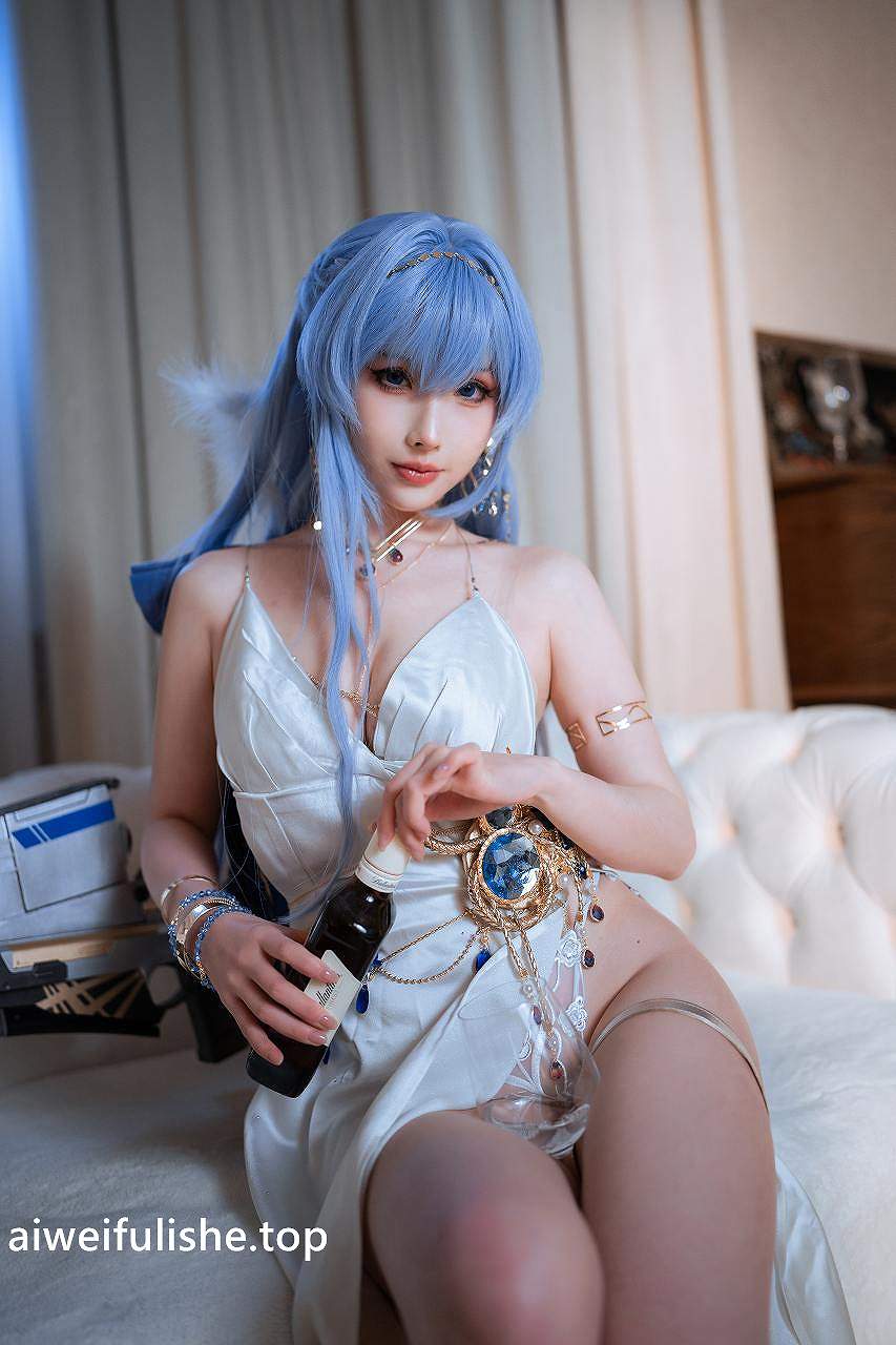 rioko凉凉子-海伦礼服 [48P14V-1.31GB] cosplay美女-第4张