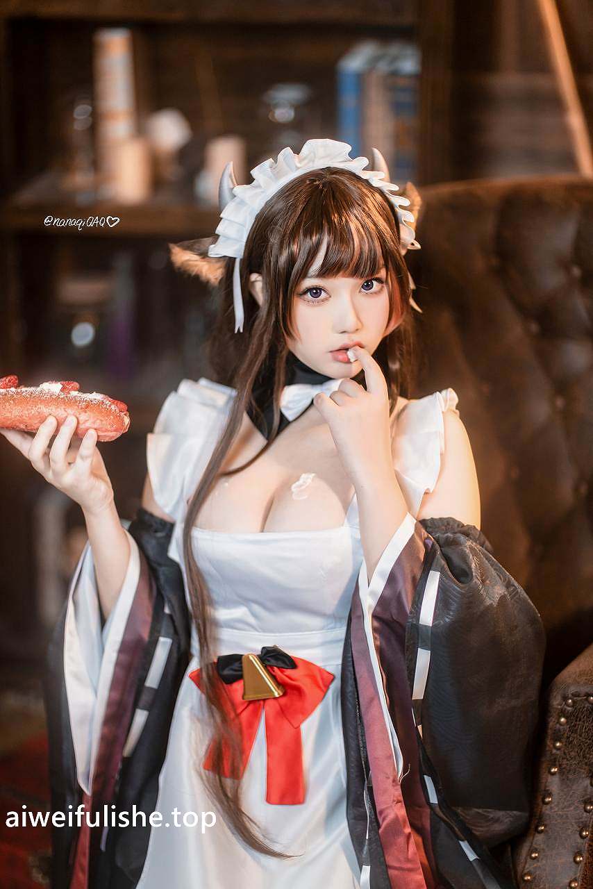 七七娜娜子-樫野牛牛女仆 [42P7V-363MB] cosplay美女-第6张