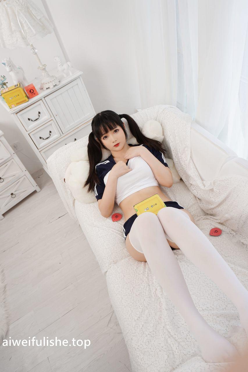 七海抹茶酱-弹幕盒 [23P-119MB] 体操服-第2张