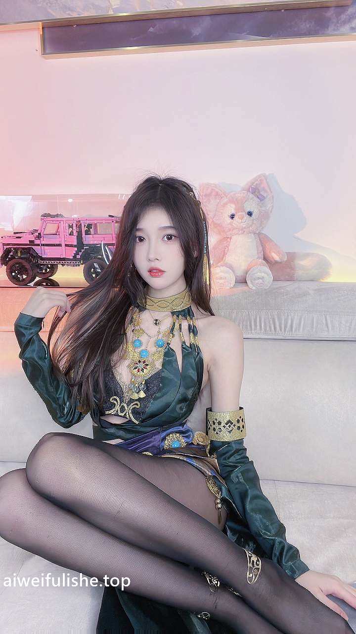 小小奶瓶儿-迦南 [17P1V-132MB] 网红福利-第6张
