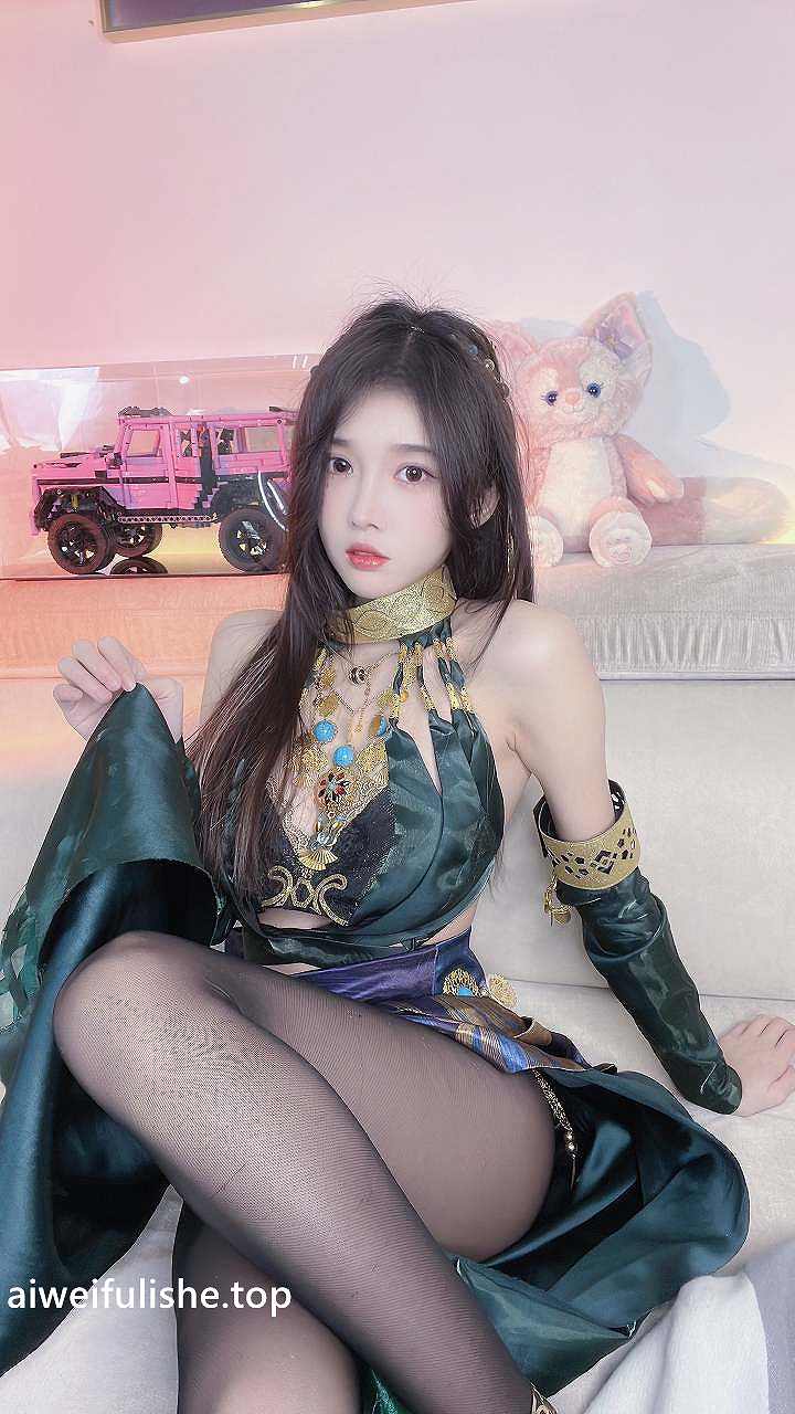 小小奶瓶儿-迦南 [17P1V-132MB] 网红福利-第1张