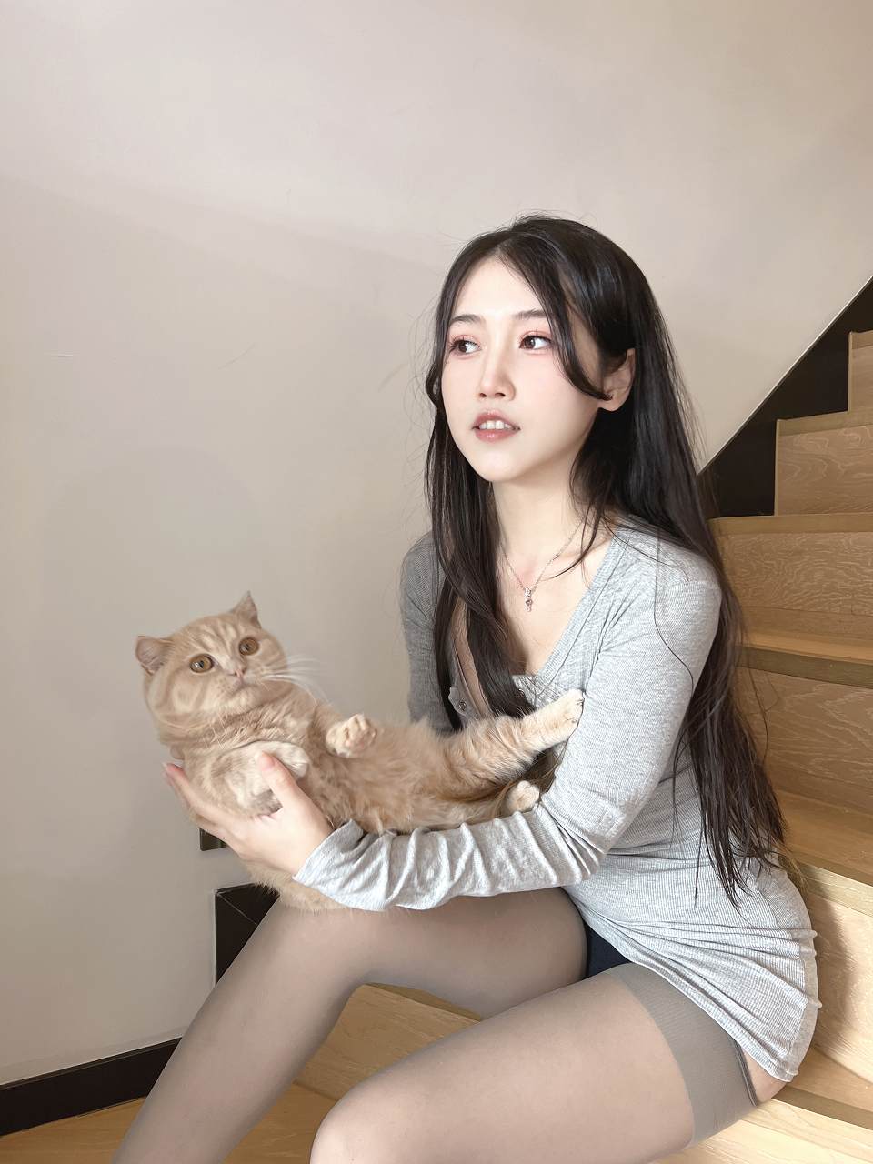 不呆猫-居家猫猫女友 [59P1V-395MB] 丝袜写真-第5张