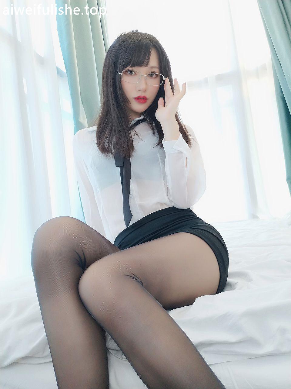 木之本果-秘書さんは退勤後です [108P4V-369MB] OL制服-第6张
