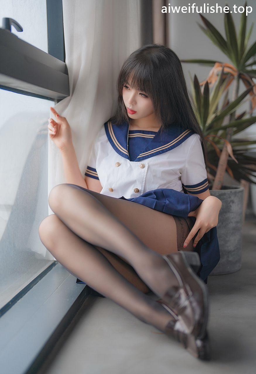 轩萧学姐-5月舰长 黑丝jk [32P-113MB] JK制服-第5张