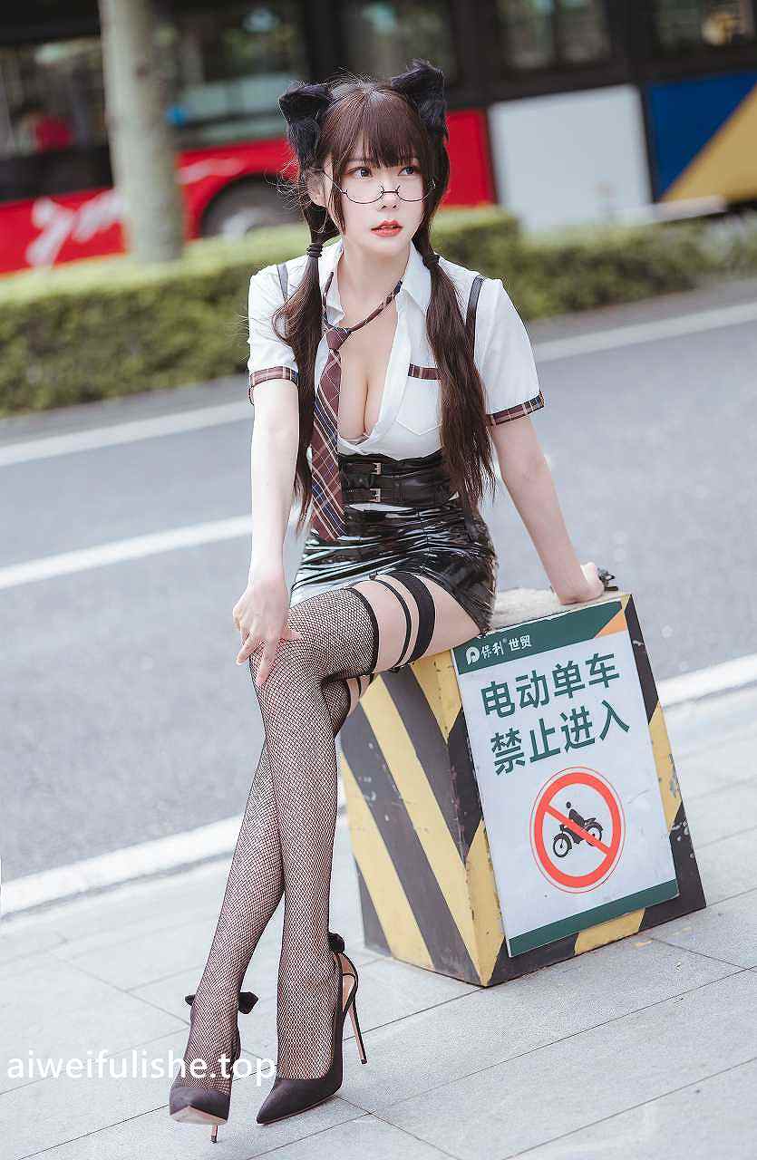 香草喵露露-萤火虫动漫游戏嘉年华 漫展返图 [69P1V-836MB] 性感诱惑-第6张