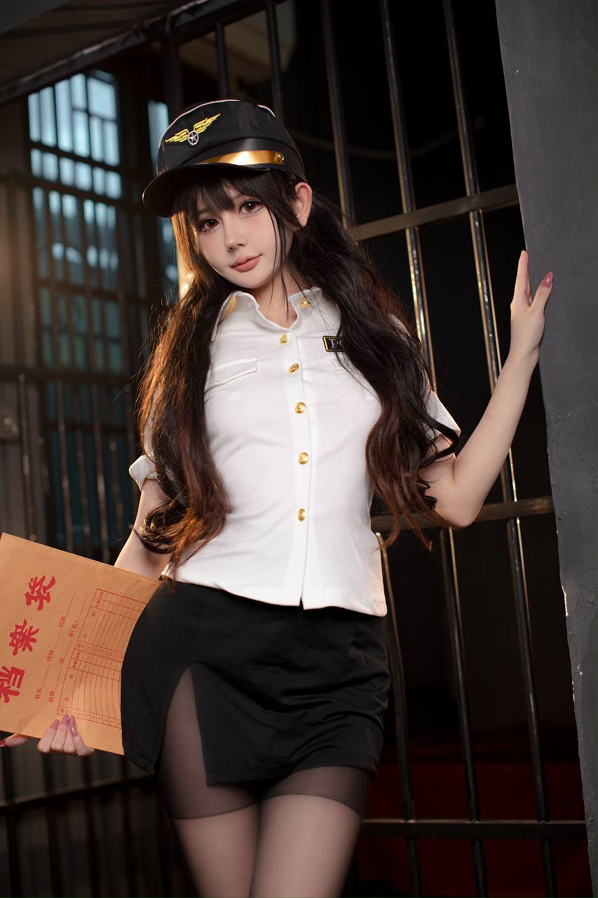 您的蛋蛋-俘获女警 [81P-1.37GB] OL制服-第4张