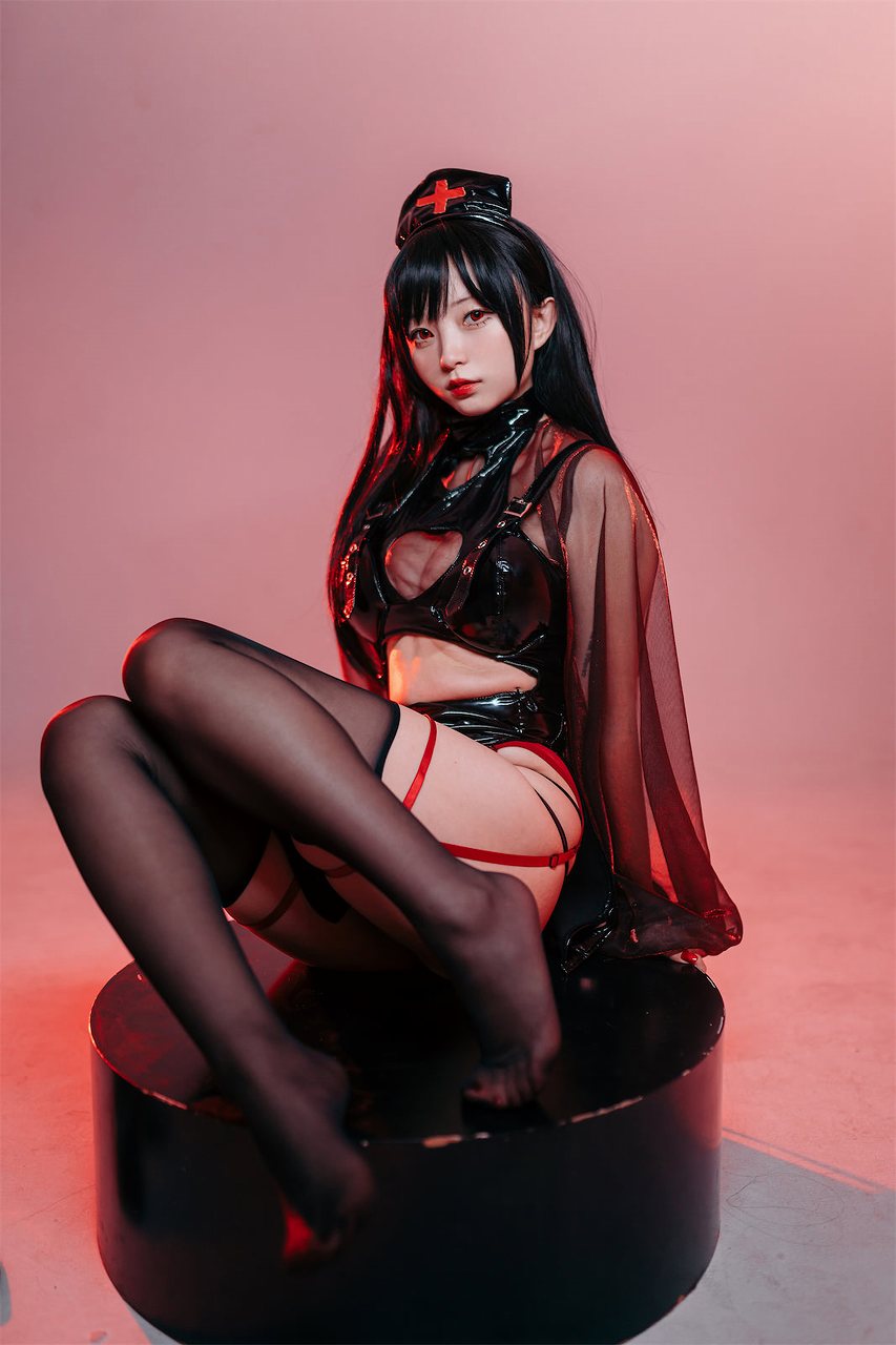 花铃-猩红护士 [77P-280MB] 性感诱惑-第2张