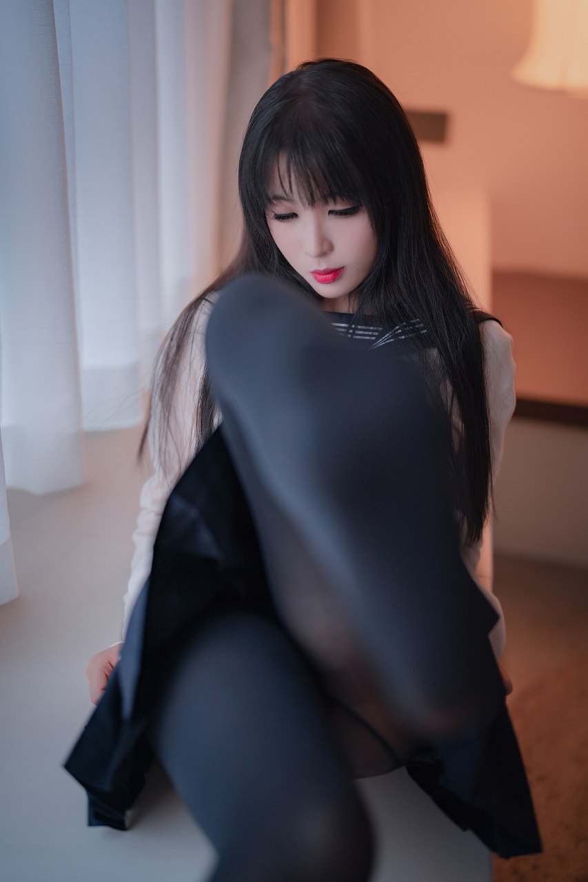 轩萧学姐-黑丝JK 2.0 [44P-167M] JK制服-第6张