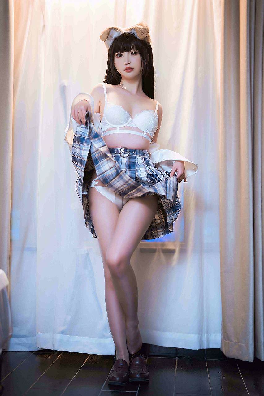 面饼仙儿-狗妹JK [24P-188M] JK制服-第2张