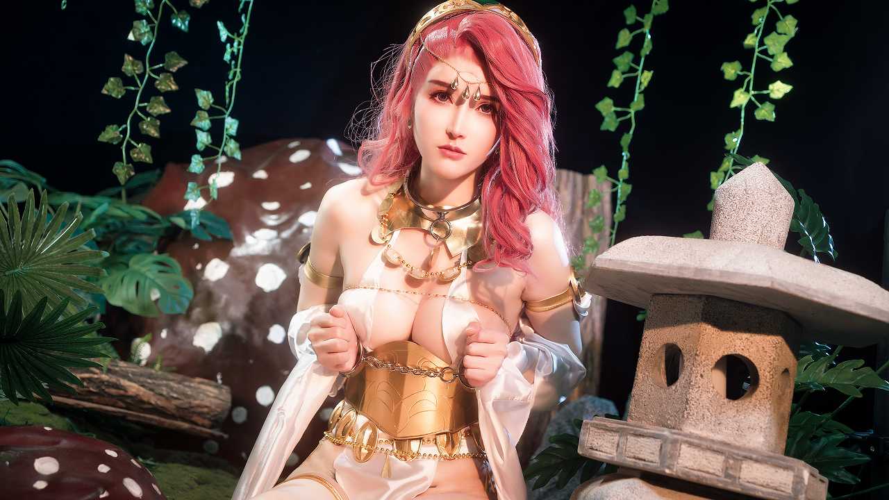 鹿八岁-哥布林女王 [81P1V-2.03G] cosplay美女-第2张