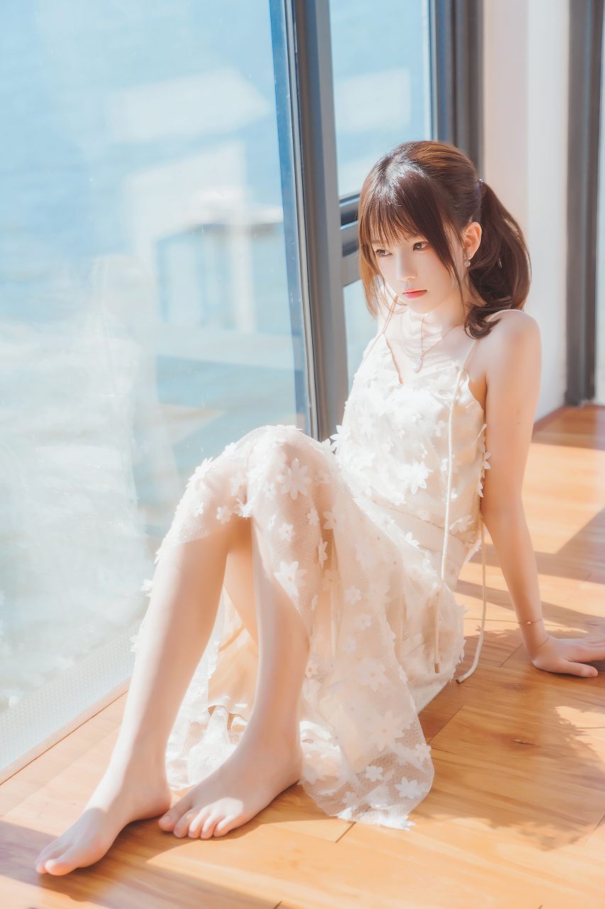 桜桃喵-粼光 [25P-190M] 微乳-第3张