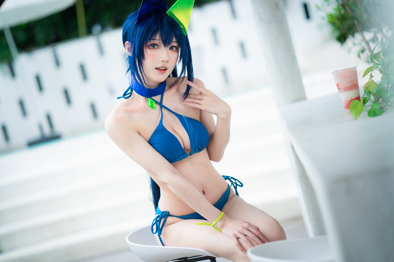 阿包也是兔娘-花园泳装 [35P-306MB] cosplay美女-第2张