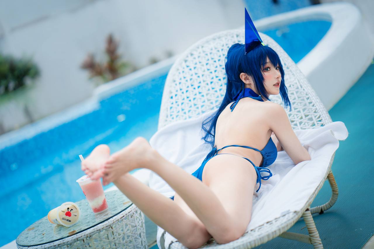 阿包也是兔娘-花园泳装 [35P-306MB] cosplay美女-第5张