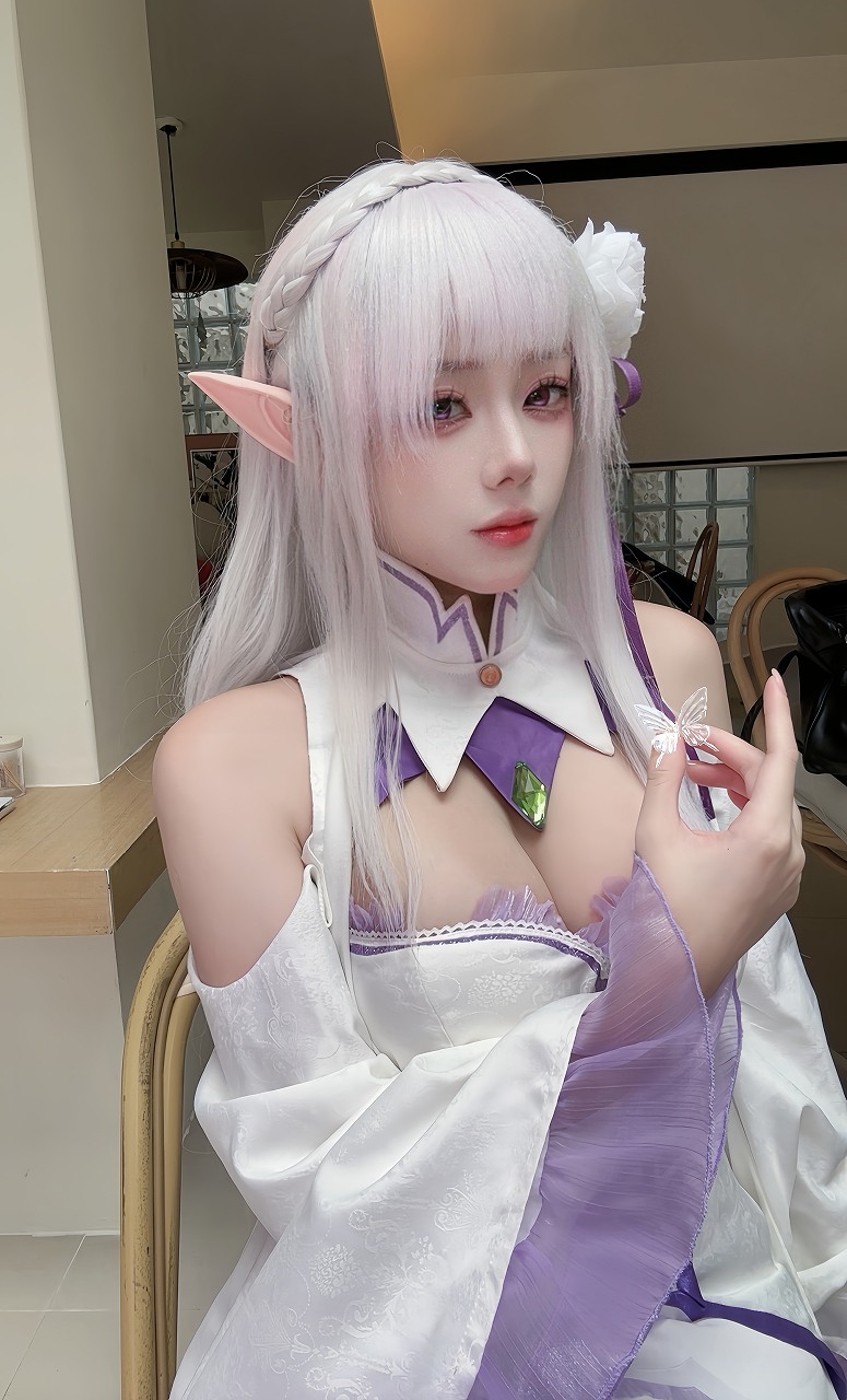 九言-艾米莉亚 [46P+6V-763MB] cosplay美女-第3张