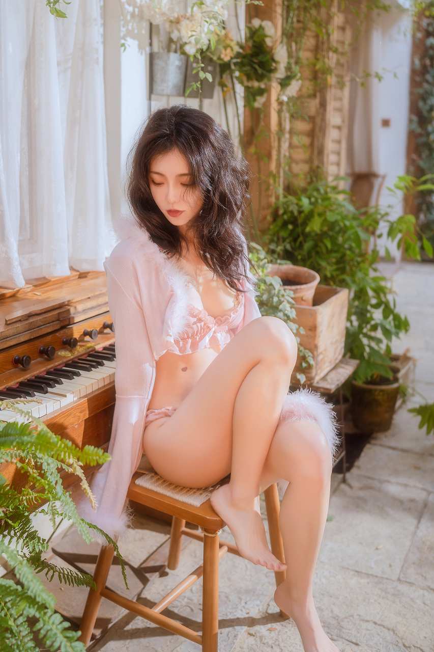 桃良阿宅-小院 [55P-240MB] 内衣-第2张